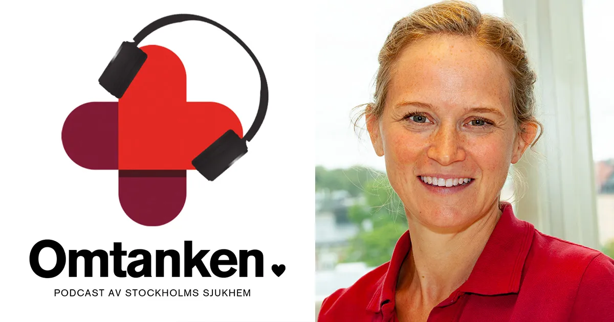 Leende kvinna tipsar om poddavsnitt.