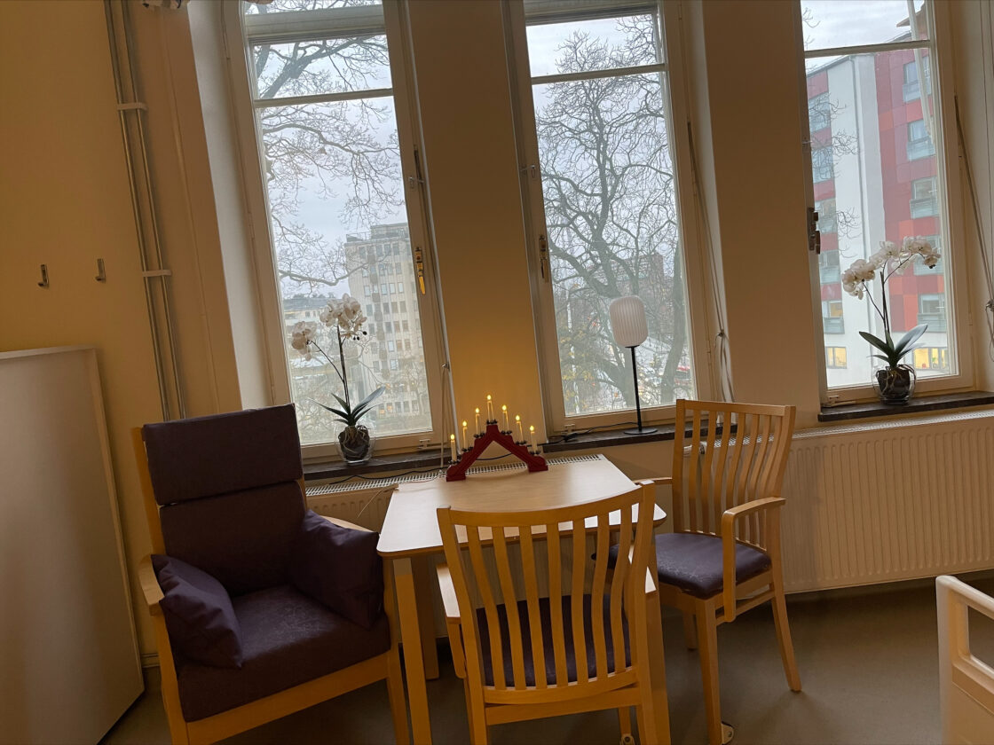 Nyhetsbild, julpyntat på enhet.